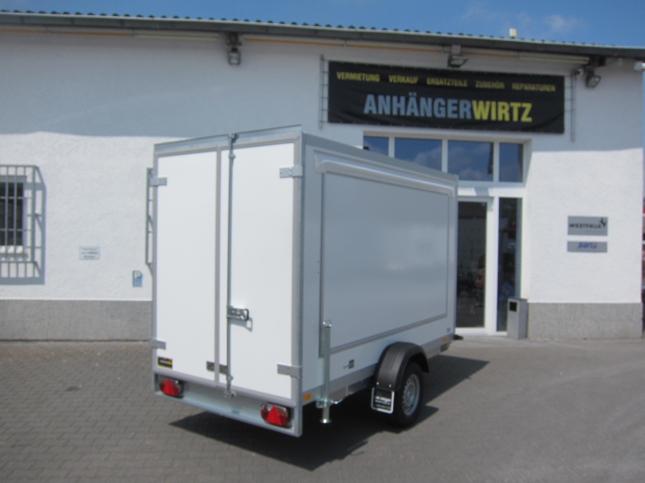 WM Meyer Koffer AZ 1330/151 S35 +Seitenklappe Zurrsystem (M) 1300kg - Trailer kotak tertutup: gambar 3 WM Meyer Koffer AZ 1330/151 S35 +Seitenklappe Zurrsystem (M) 1300kg - Trailer kotak tertutup: gambar 3
