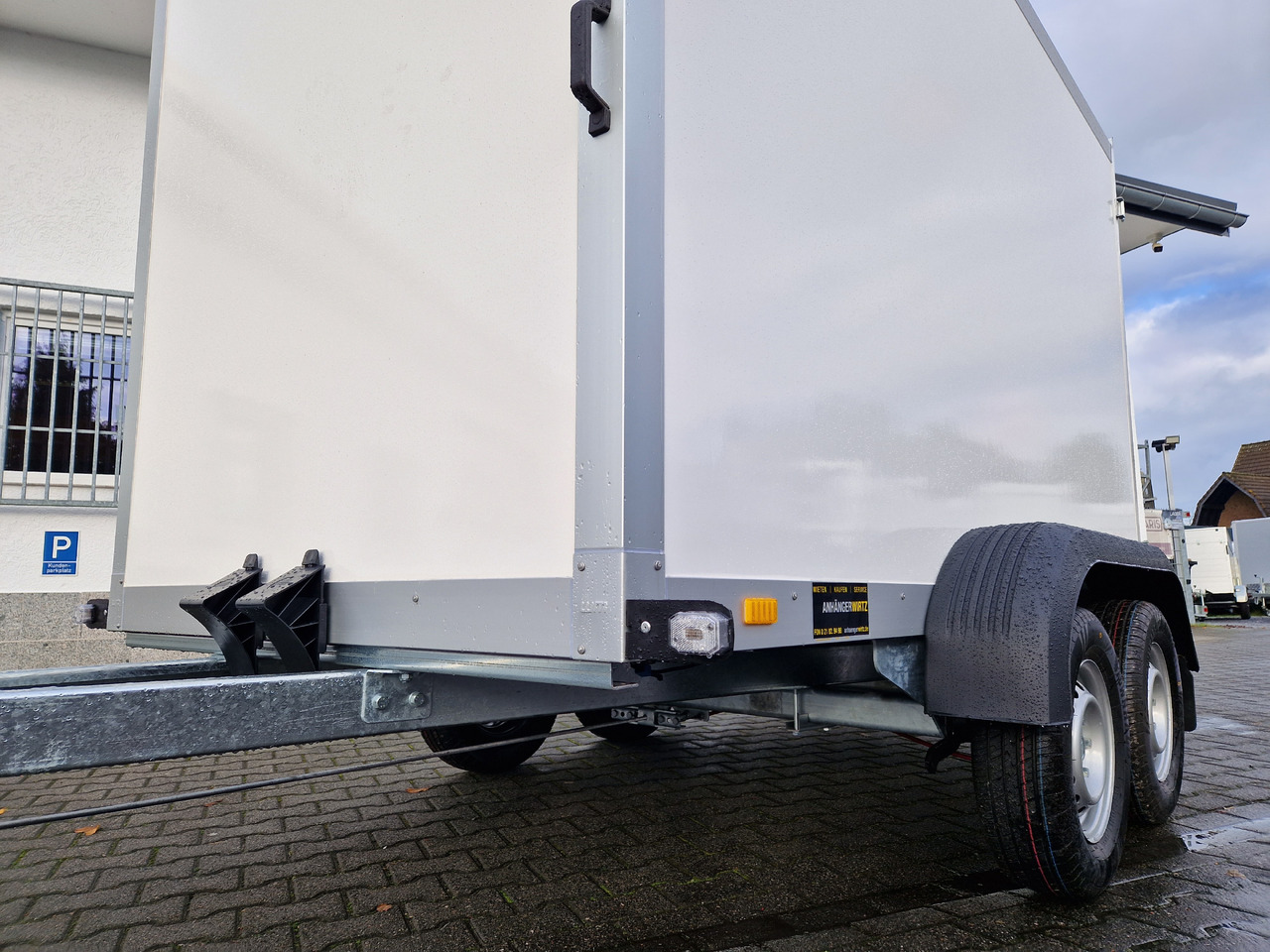 WM Meyer Koffer AZ 2030/151 S30 301x151x185cm (M) 2000kg Modell 2024 - Trailer kotak tertutup: gambar 5 WM Meyer Koffer AZ 2030/151 S30 301x151x185cm (M) 2000kg Modell 2024 - Trailer kotak tertutup: gambar 5