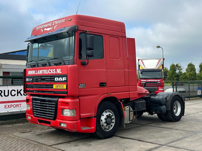 DAF XF 95.480 EURO 2 ZF MANUAL GEARBOX TOP CONDITION - Tractor head: gambar 1 DAF XF 95.480 EURO 2 ZF MANUAL GEARBOX TOP CONDITION - Tractor head: gambar 1