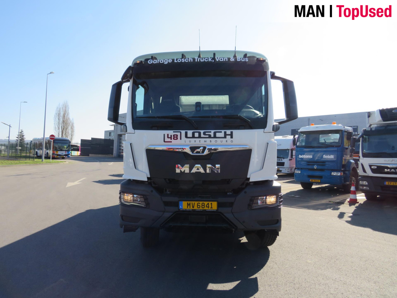 MAN TGS 41.480 8x4 BB CH Schmitz Muldenkipper Retarder - Truk jungkit: gambar 2 MAN TGS 41.480 8x4 BB CH Schmitz Muldenkipper Retarder - Truk jungkit: gambar 2