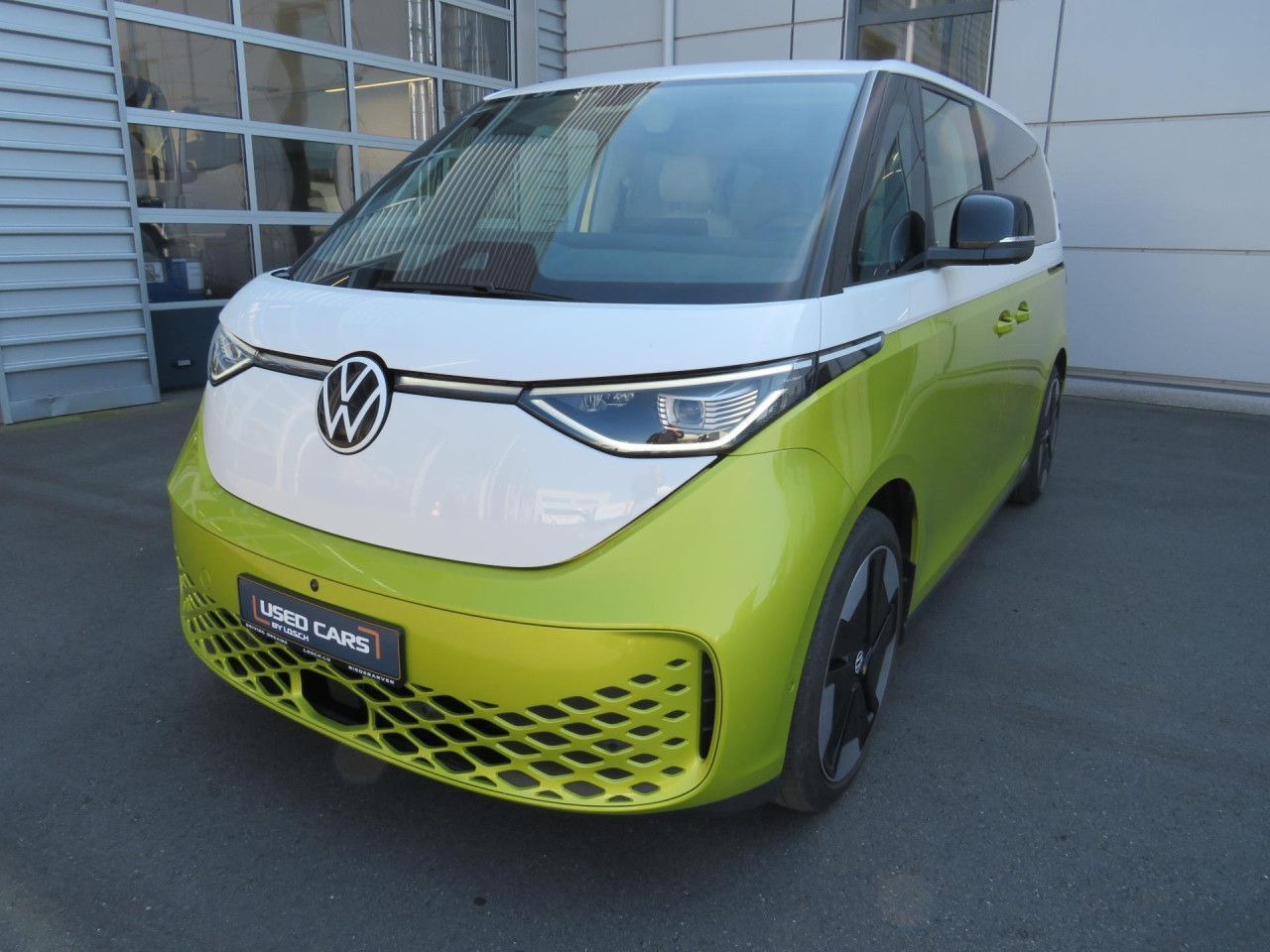 Volkswagen ID.Buzz Pro Design 150 kW Volkswagen ID.Buzz Pro Design 150 kW Klima AHK Navi ZV - Bus mini, Bus listrik: gambar 2 Volkswagen ID.Buzz Pro Design 150 kW Volkswagen ID.Buzz Pro Design 150 kW Klima AHK Navi ZV - Bus mini, Bus listrik: gambar 2