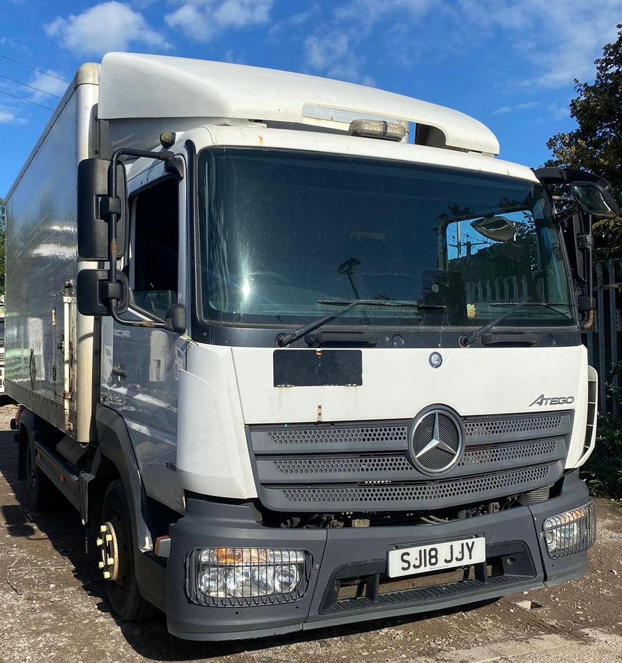 Mercedes Atego 816 - Truk box: gambar 3 Mercedes Atego 816 - Truk box: gambar 3