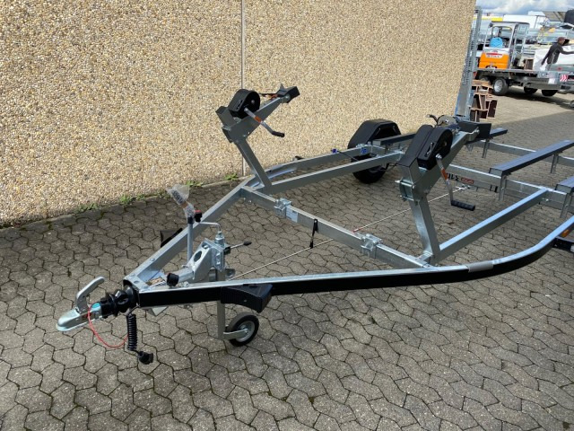 Brenderup Doppel Jetski Premium PWC21200B RAX , 1,2 to., 3,8m - Trailer perahu: gambar 5 Brenderup Doppel Jetski Premium PWC21200B RAX , 1,2 to., 3,8m - Trailer perahu: gambar 5