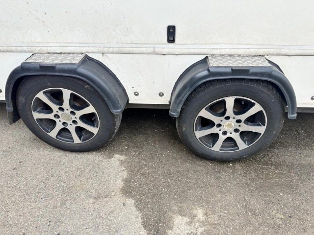 Brian James Race Sport, 340-5000, 5000 x 2000 mm, 2,6 to. - Trailer autotransporter: gambar 3 Brian James Race Sport, 340-5000, 5000 x 2000 mm, 2,6 to. - Trailer autotransporter: gambar 3