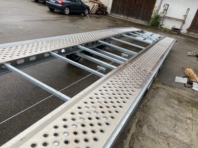 Gala BGG Taurus Duo 85 35 3, 8500 x 2150 mm, 3-Achs, für 2 Autos - Trailer autotransporter: gambar 3 Gala BGG Taurus Duo 85 35 3, 8500 x 2150 mm, 3-Achs, für 2 Autos - Trailer autotransporter: gambar 3