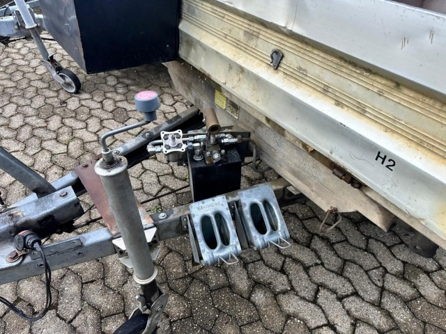 Humbaur HTK 2500.31, 3140 x 1700 x 340 mm mit AkkuFlex Pumpe - Trailer jungkit: gambar 2 Humbaur HTK 2500.31, 3140 x 1700 x 340 mm mit AkkuFlex Pumpe - Trailer jungkit: gambar 2
