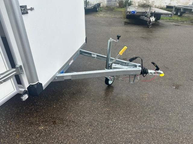 Humbaur Koffer HK 254018-20P FlexZurr, 2,5 to. 4060x1770x2000mm - Trailer kotak tertutup: gambar 2 Humbaur Koffer HK 254018-20P FlexZurr, 2,5 to. 4060x1770x2000mm - Trailer kotak tertutup: gambar 2