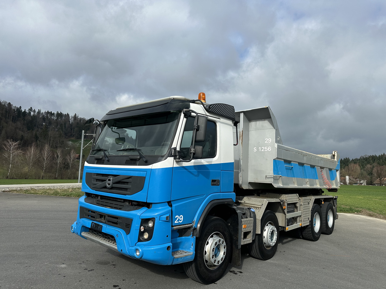 VOLVO FMX 420 440 460 480 8x4 Kettengäret sörling mulde - Hook lift: gambar 1 VOLVO FMX 420 440 460 480 8x4 Kettengäret sörling mulde - Hook lift: gambar 1