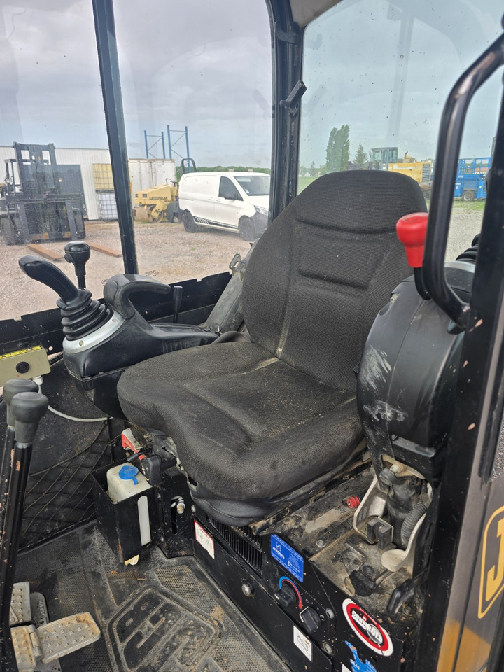 Ekskavator mini JCB 8026 CTS: gambar 7