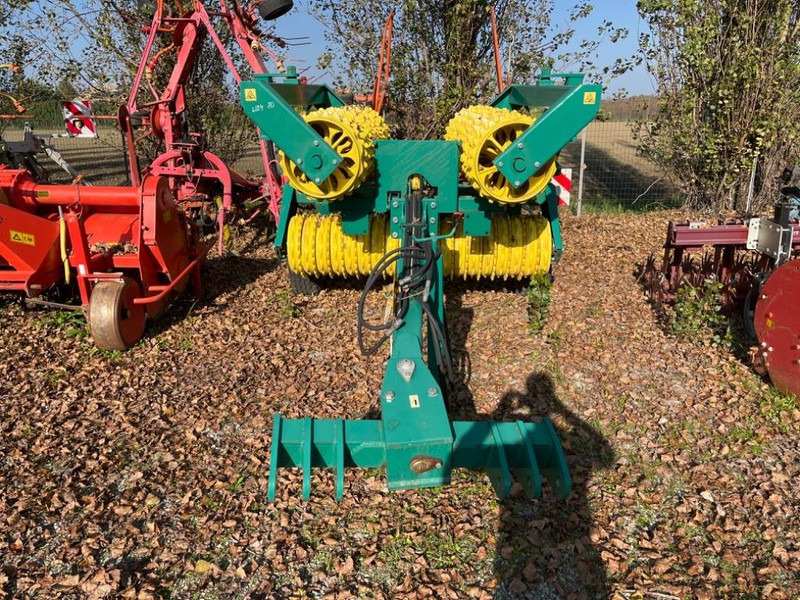 Agromerkur Cambridge 5.4 - Rol pertanian: gambar 1 Agromerkur Cambridge 5.4 - Rol pertanian: gambar 1