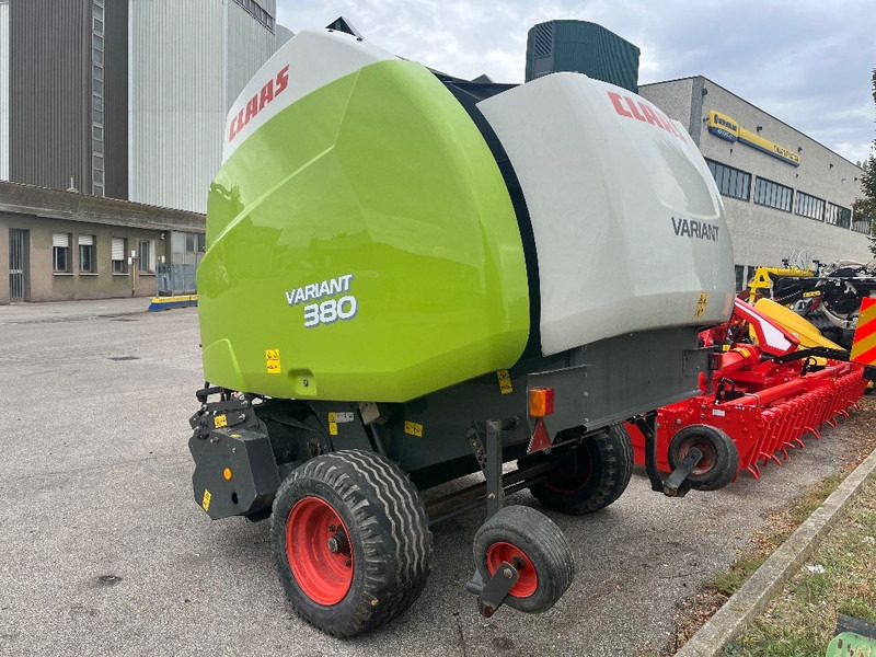Claas Variant 380 - Baler bulat: gambar 3 Claas Variant 380 - Baler bulat: gambar 3