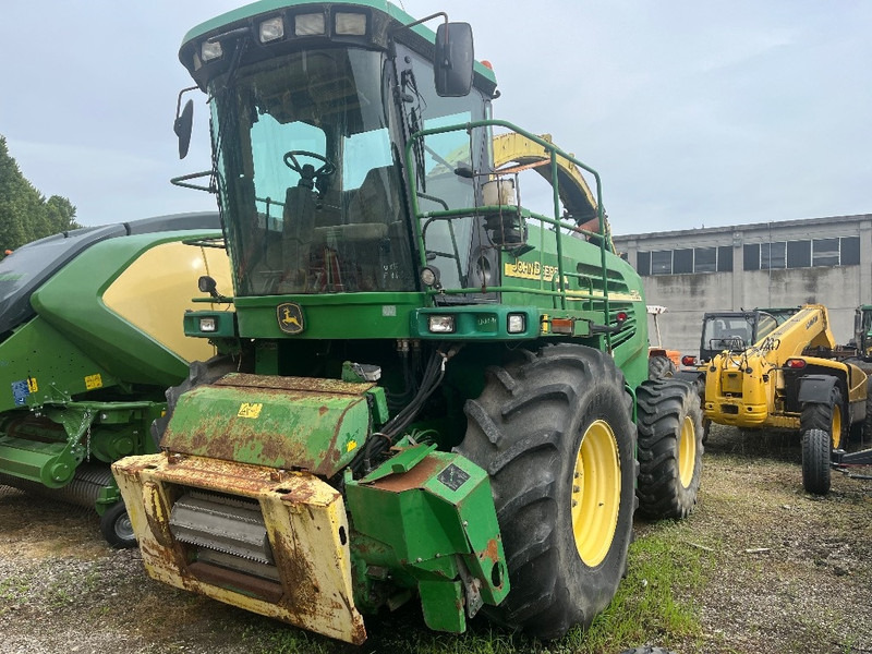 John Deere 7700 - Pemanen hijauan: gambar 2 John Deere 7700 - Pemanen hijauan: gambar 2