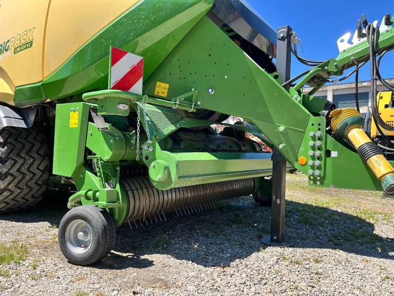 Krone Big Pack 1290 HDP - Baler persegi: gambar 5 Krone Big Pack 1290 HDP - Baler persegi: gambar 5