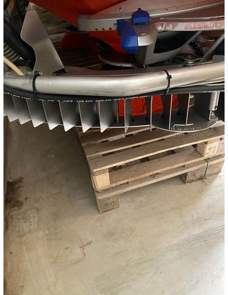 Kuhn Axis 40.1 W - Penyebar pupuk: gambar 3 Kuhn Axis 40.1 W - Penyebar pupuk: gambar 3
