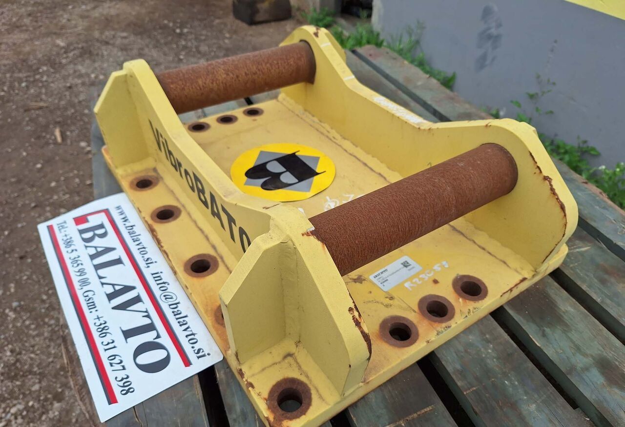 Attachment plate VIBRO BAT 06 - Skrup cepat untuk Ekskavator: gambar 2 Attachment plate VIBRO BAT 06 - Skrup cepat untuk Ekskavator: gambar 2