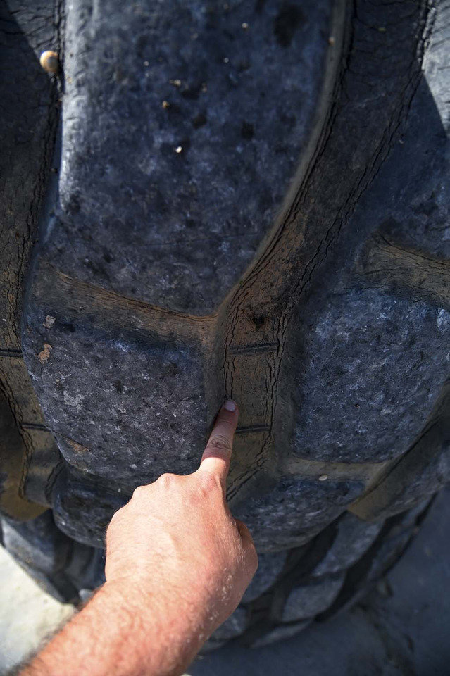 Leasing Bridgestone tires 30/65R25 with rims Bridgestone tires 30/65R25 with rims: gambar 14