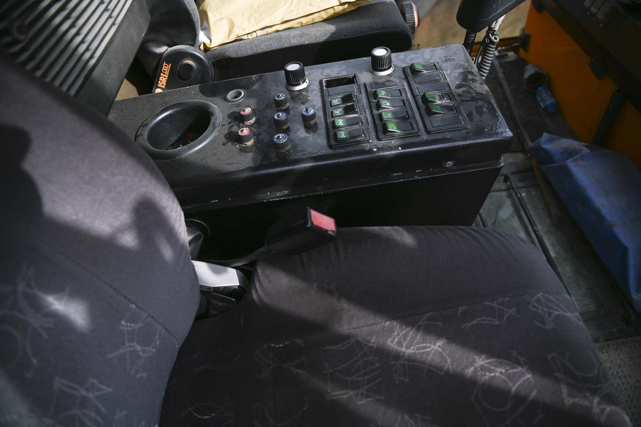 Bucher Schorling CC 5000 City Cat - Penyapu jalan: gambar 3 Bucher Schorling CC 5000 City Cat - Penyapu jalan: gambar 3