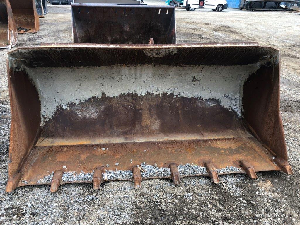 Caterpillar loader bucket 2900 mm - Ember loader: gambar 2 Caterpillar loader bucket 2900 mm - Ember loader: gambar 2