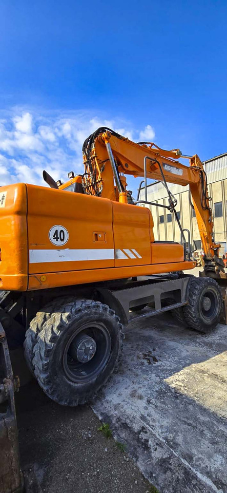 DOOSAN DX160W - Ekskavator roda: gambar 5 DOOSAN DX160W - Ekskavator roda: gambar 5