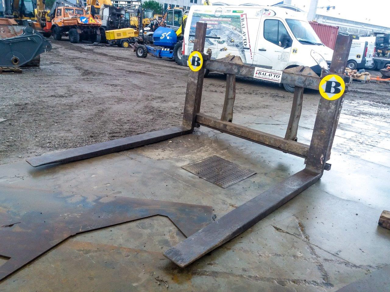 Gjerstad Heavy Duty forks for 25-30 ton wheel loaders - Garpu rumput untuk Peralatan untuk menangani material: gambar 4 Gjerstad Heavy Duty forks for 25-30 ton wheel loaders - Garpu rumput untuk Peralatan untuk menangani material: gambar 4