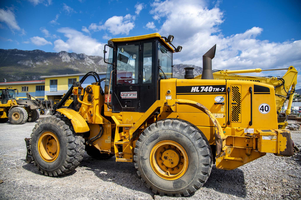 HYUNDAI HL740TM-7 for parts - Wheel loader: gambar 3 HYUNDAI HL740TM-7 for parts - Wheel loader: gambar 3