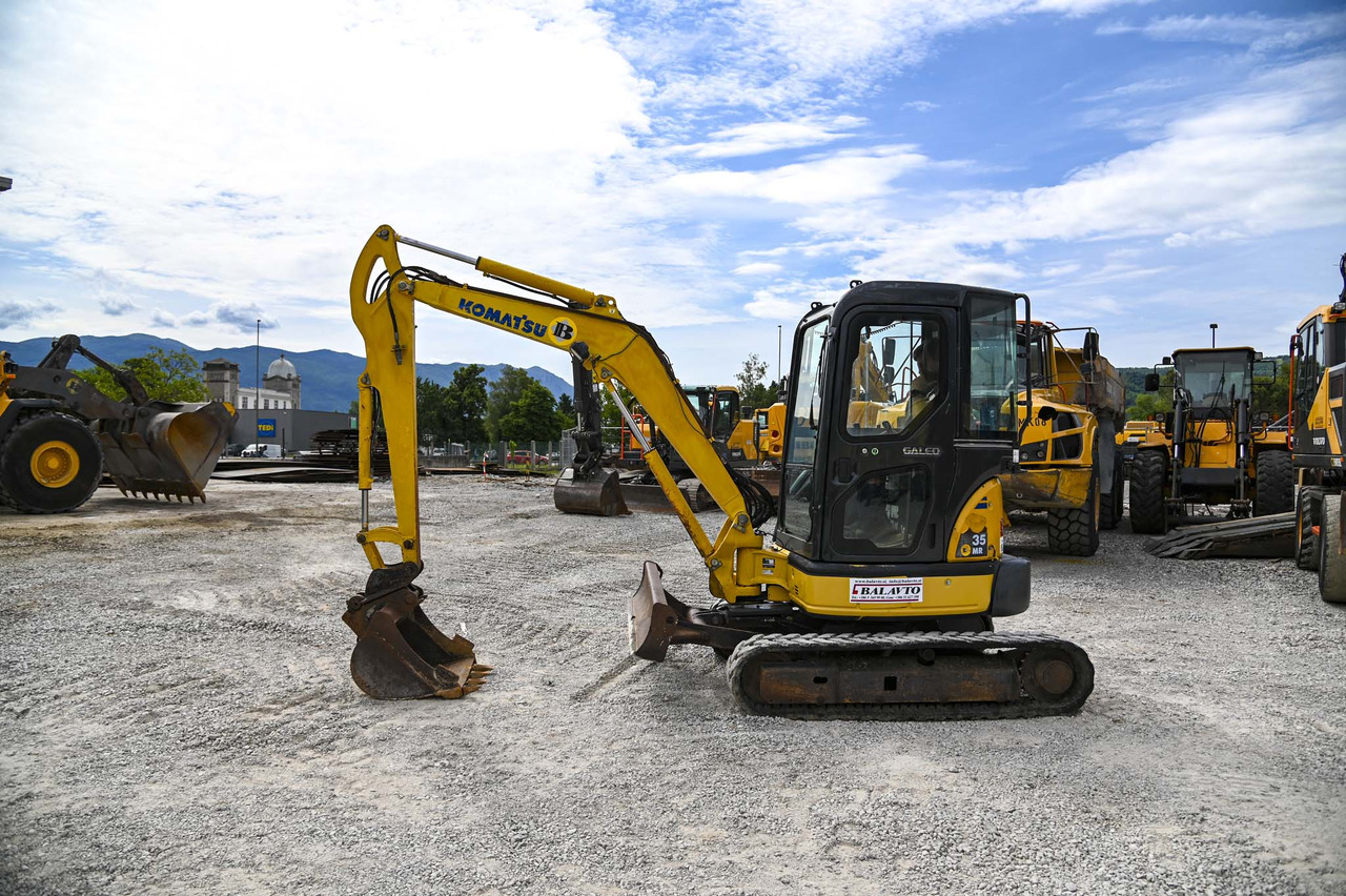 Komatsu PC35MR-2 - Ekskavator mini: gambar 3 Komatsu PC35MR-2 - Ekskavator mini: gambar 3