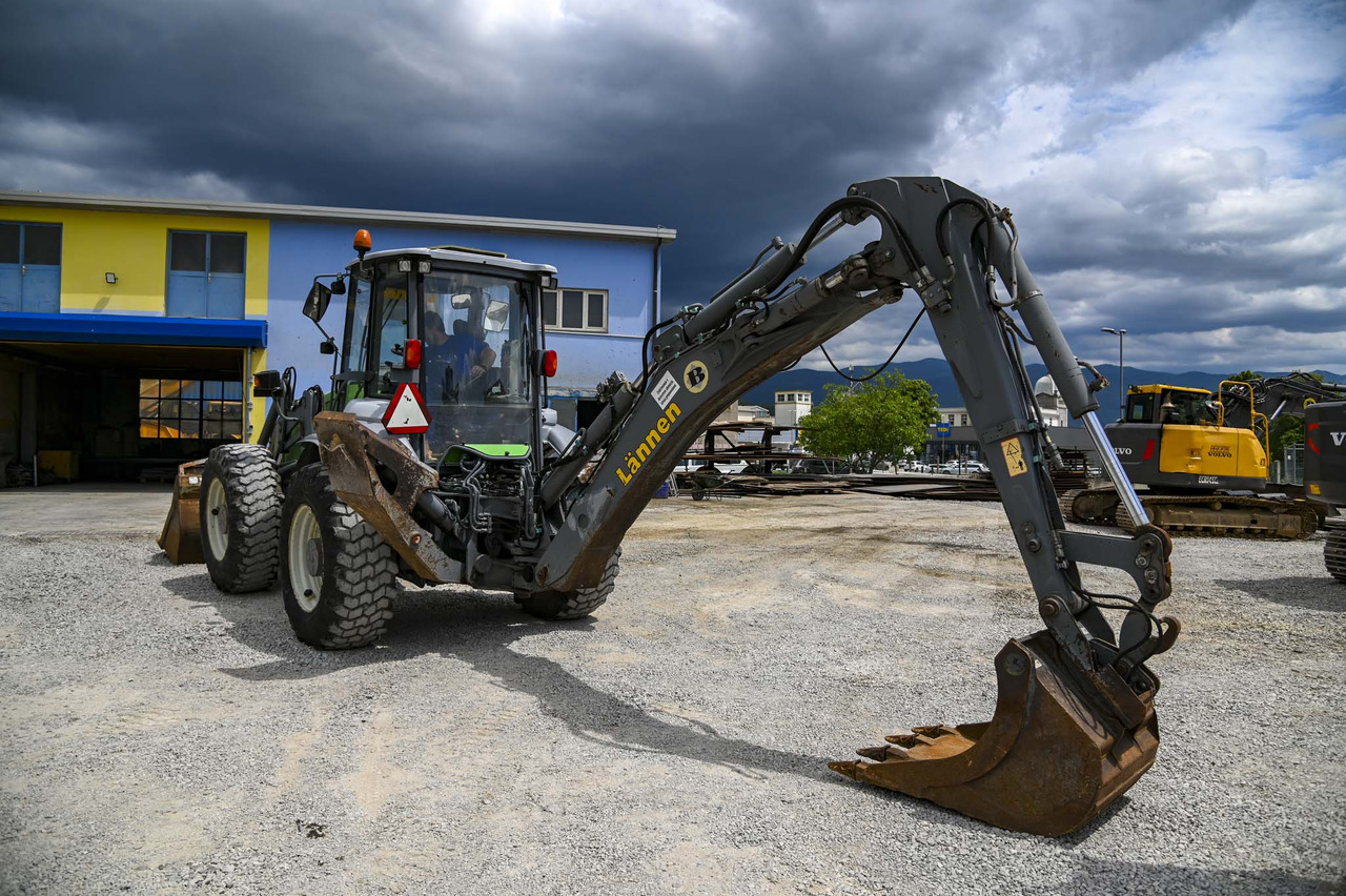 Lännen 8600E - Backhoe loader: gambar 5 Lännen 8600E - Backhoe loader: gambar 5