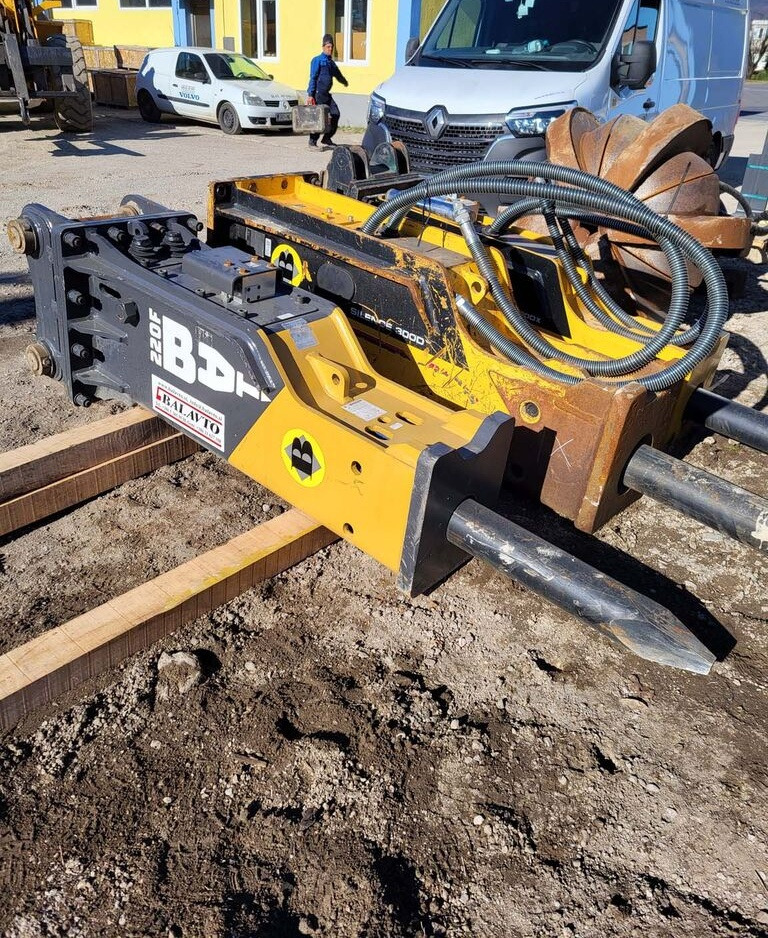 New BAT 220F - Palu hidrolik: gambar 1 New BAT 220F - Palu hidrolik: gambar 1