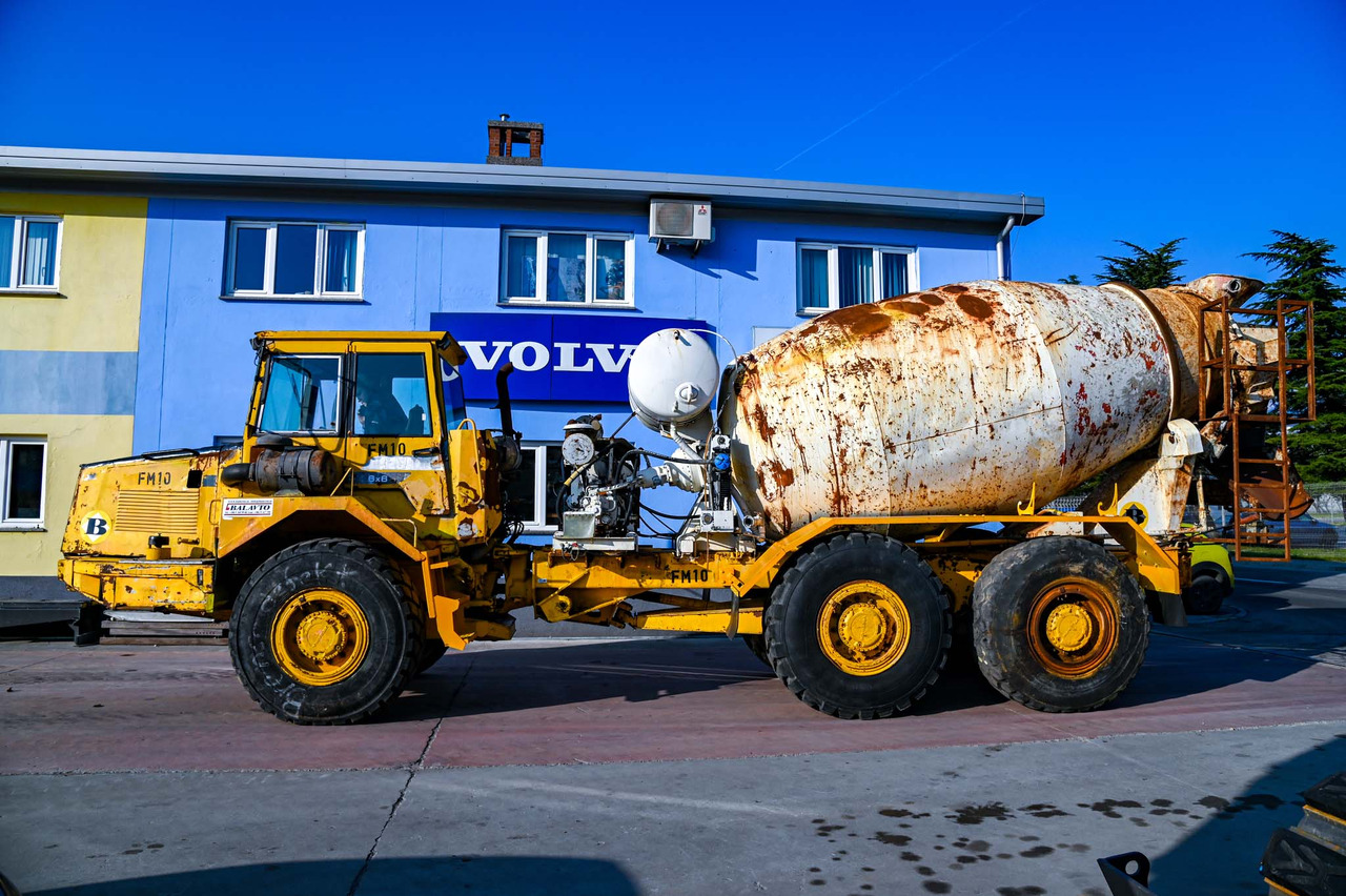 VOLVO A25C 6X6 - Truk pengaduk beton: gambar 3 VOLVO A25C 6X6 - Truk pengaduk beton: gambar 3