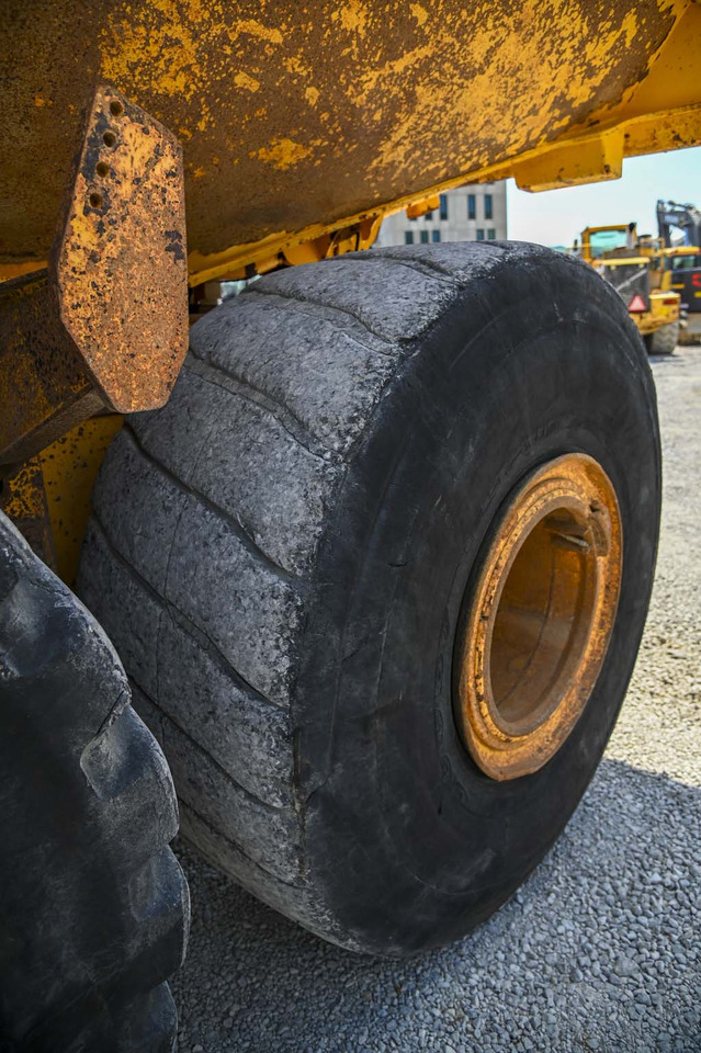 Tempat sampah artikulasi VOLVO A40F: gambar 39 Tempat sampah artikulasi VOLVO A40F: gambar 39