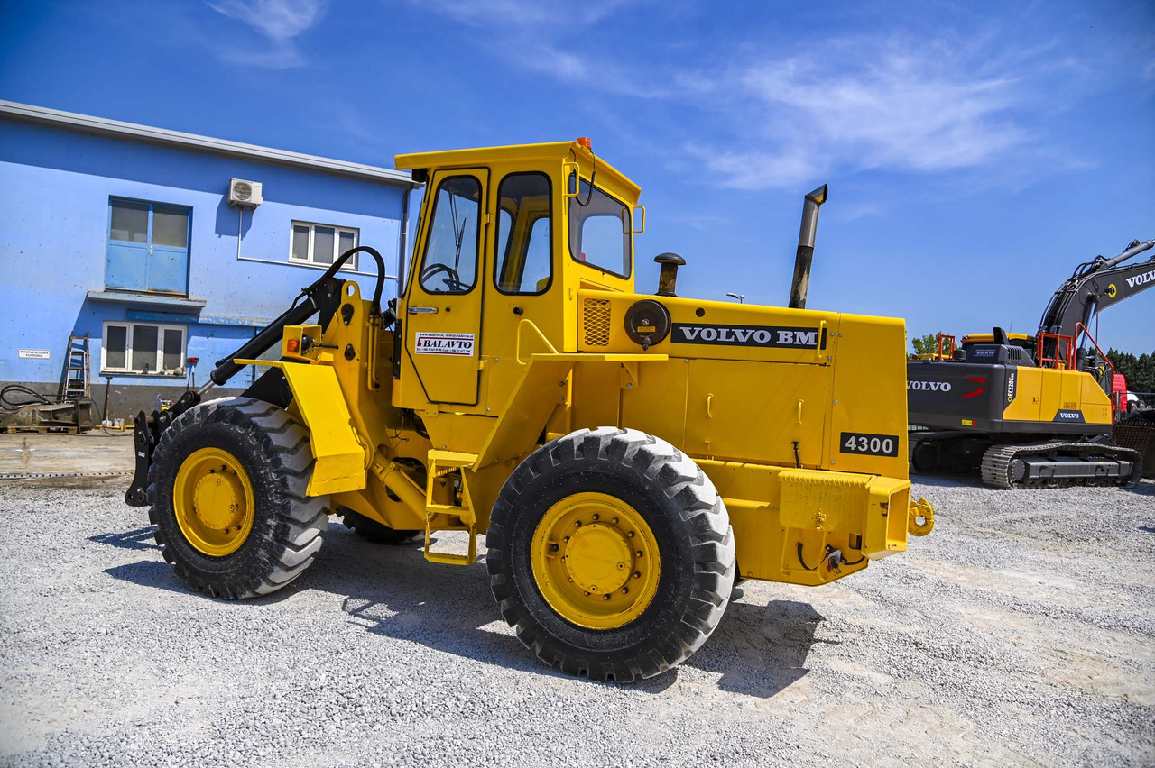 VOLVO BM4300 - Wheel loader: gambar 5 VOLVO BM4300 - Wheel loader: gambar 5