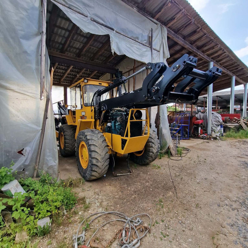 VOLVO BM6300 - Backhoe loader: gambar 3 VOLVO BM6300 - Backhoe loader: gambar 3