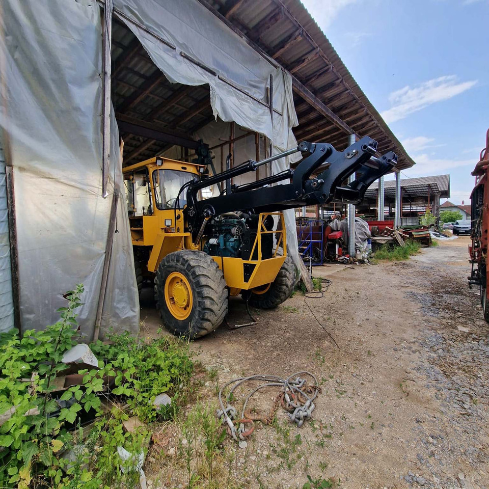 VOLVO BM6300 - Backhoe loader: gambar 4 VOLVO BM6300 - Backhoe loader: gambar 4