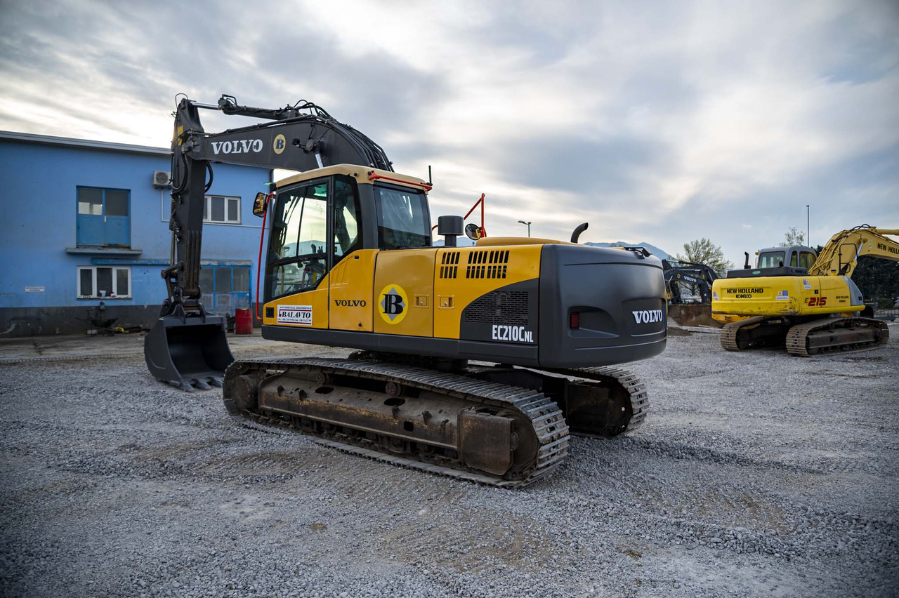 VOLVO EC210CNL - Ekskavator perayap: gambar 4 VOLVO EC210CNL - Ekskavator perayap: gambar 4