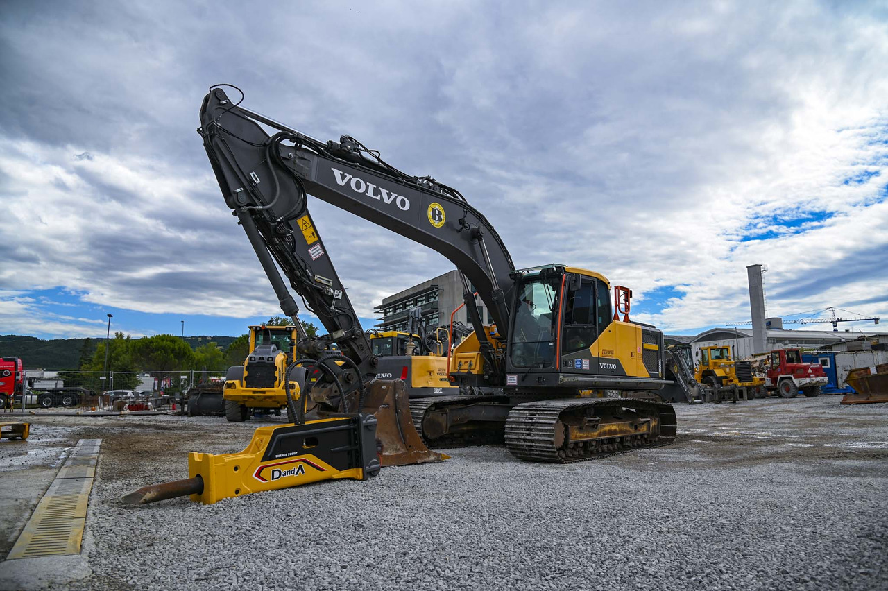 VOLVO EC220EL - Ekskavator perayap: gambar 4 VOLVO EC220EL - Ekskavator perayap: gambar 4