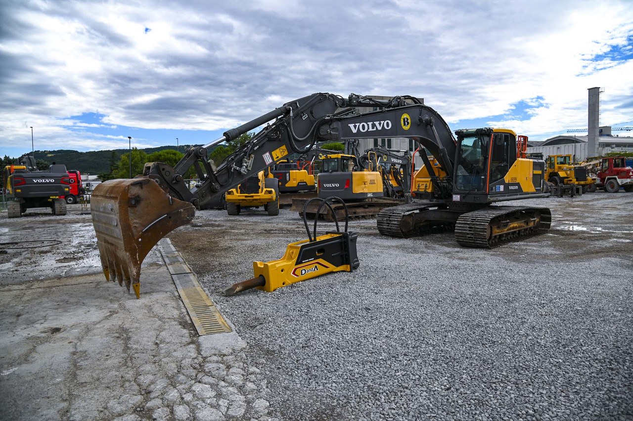 VOLVO EC220EL - Ekskavator perayap: gambar 2 VOLVO EC220EL - Ekskavator perayap: gambar 2