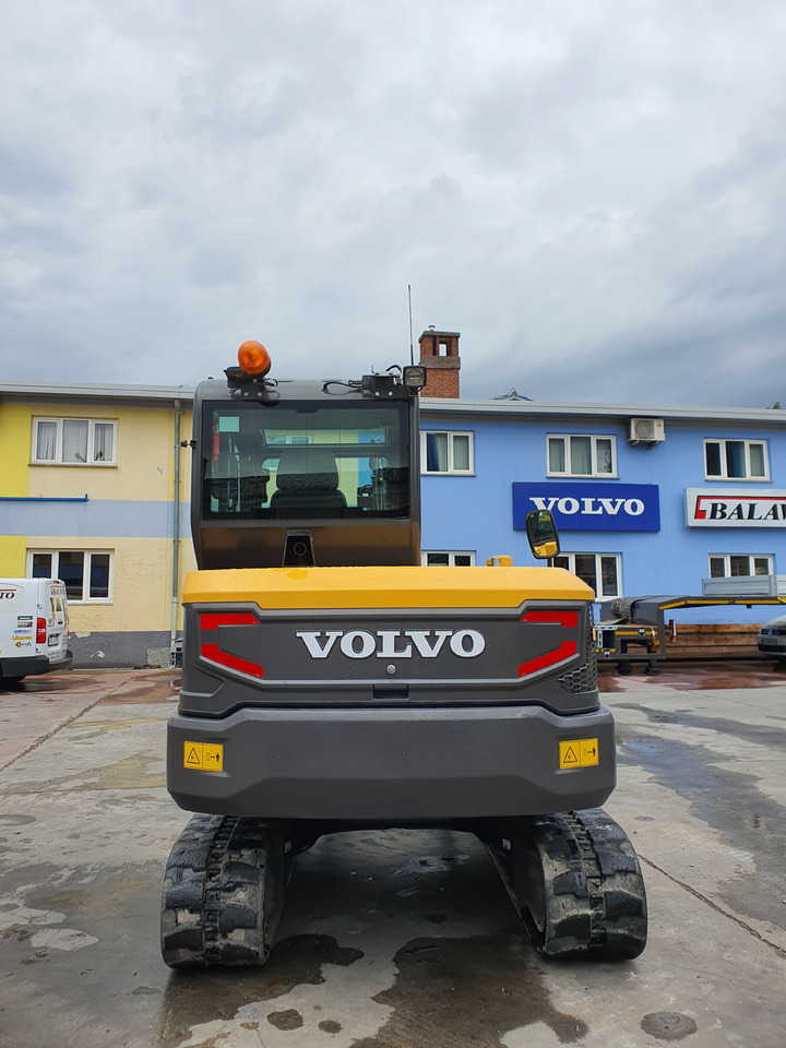 VOLVO EC60E - Ekskavator mini: gambar 1 VOLVO EC60E - Ekskavator mini: gambar 1