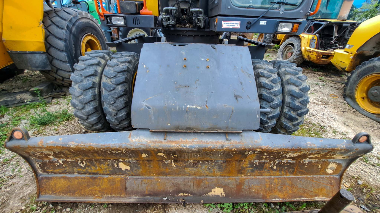 Ekskavator roda VOLVO EWR150E: gambar 30