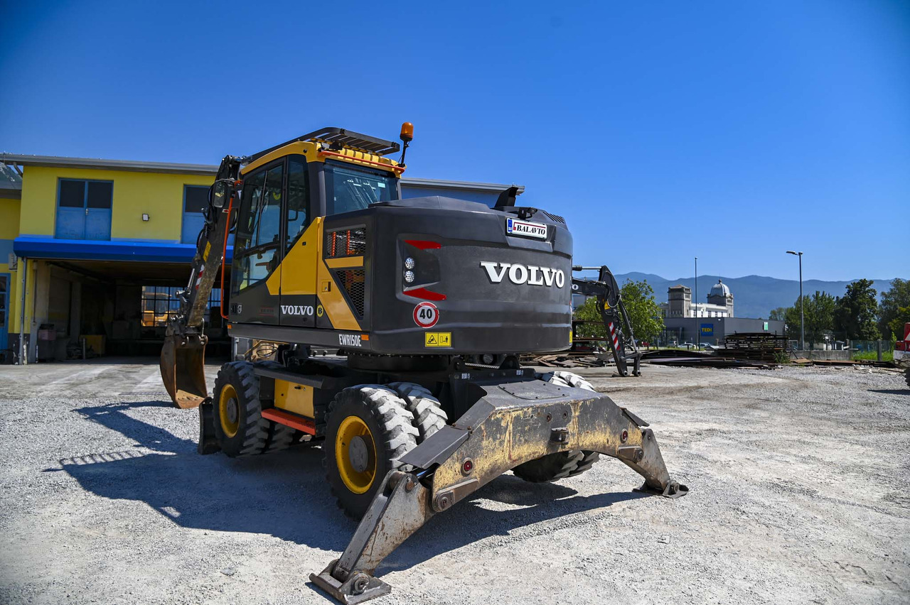 VOLVO EWR150E - Ekskavator roda: gambar 5 VOLVO EWR150E - Ekskavator roda: gambar 5