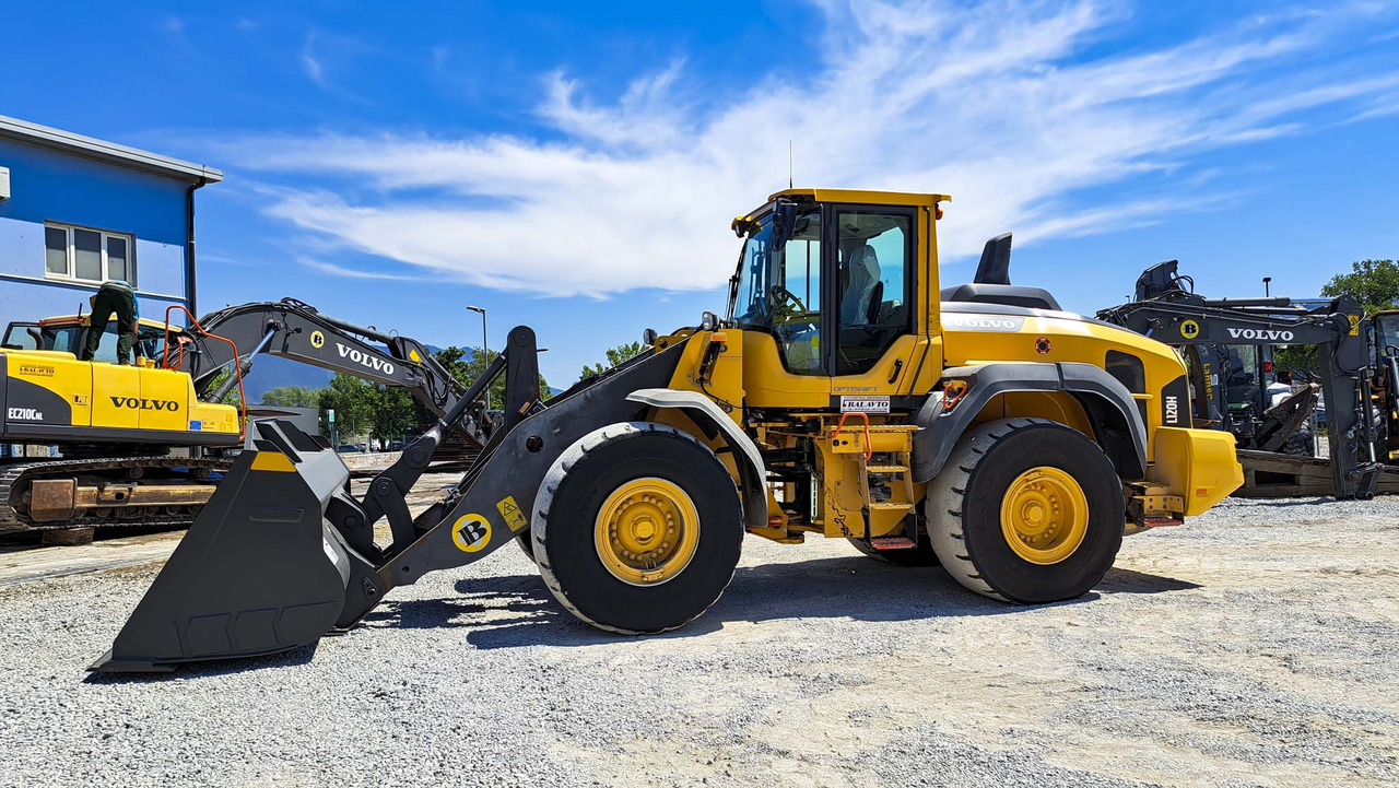 VOLVO L120H - Wheel loader: gambar 3 VOLVO L120H - Wheel loader: gambar 3