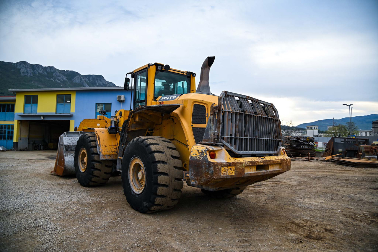 VOLVO L180G - Wheel loader: gambar 4 VOLVO L180G - Wheel loader: gambar 4