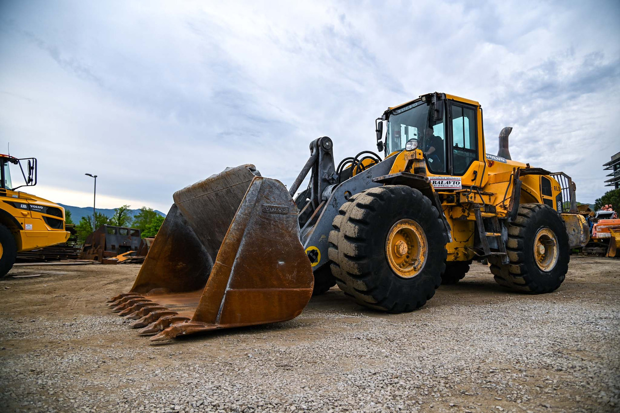 VOLVO L180G - Wheel loader: gambar 1 VOLVO L180G - Wheel loader: gambar 1
