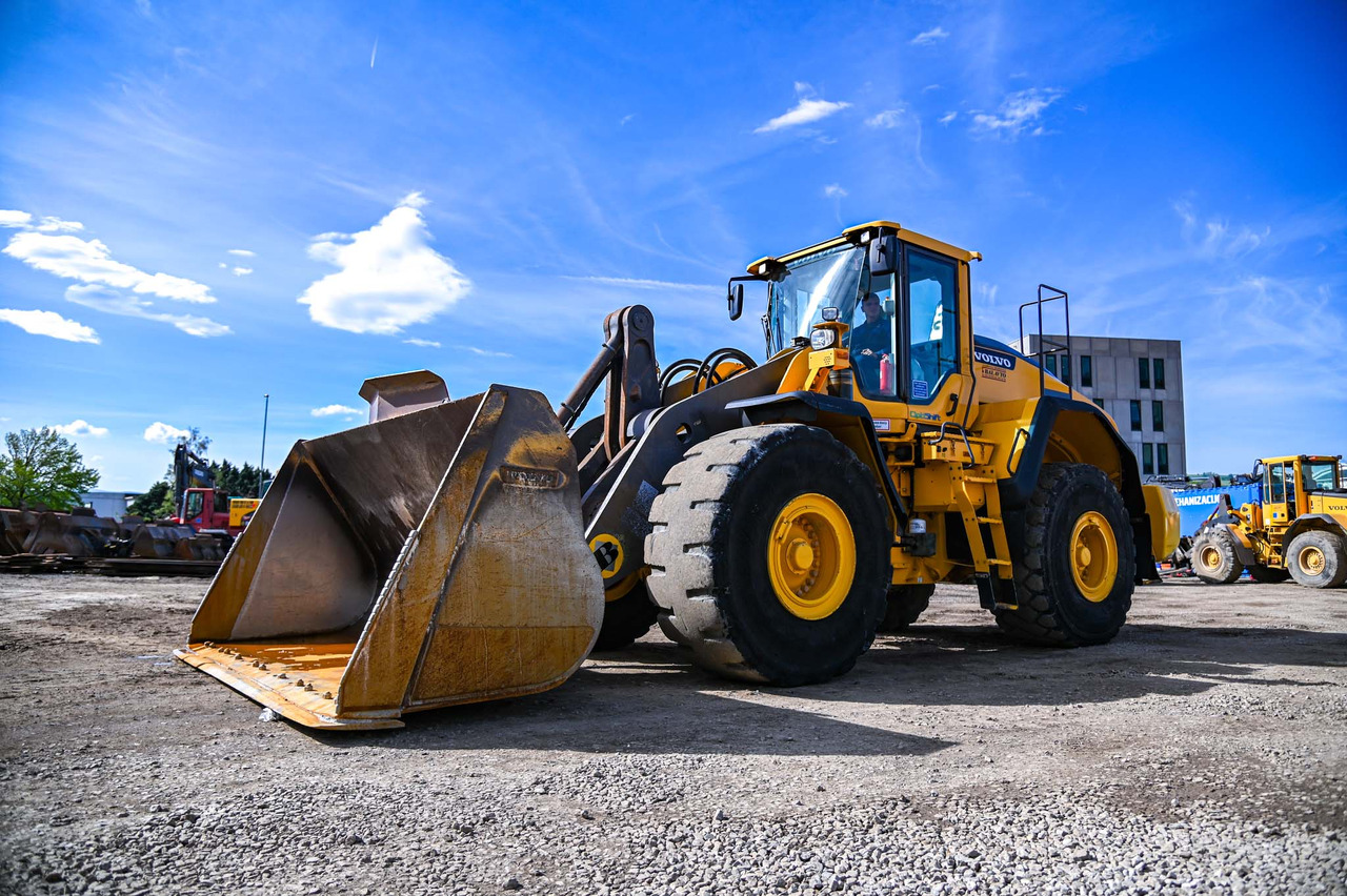 VOLVO L180H - Wheel loader: gambar 1 VOLVO L180H - Wheel loader: gambar 1