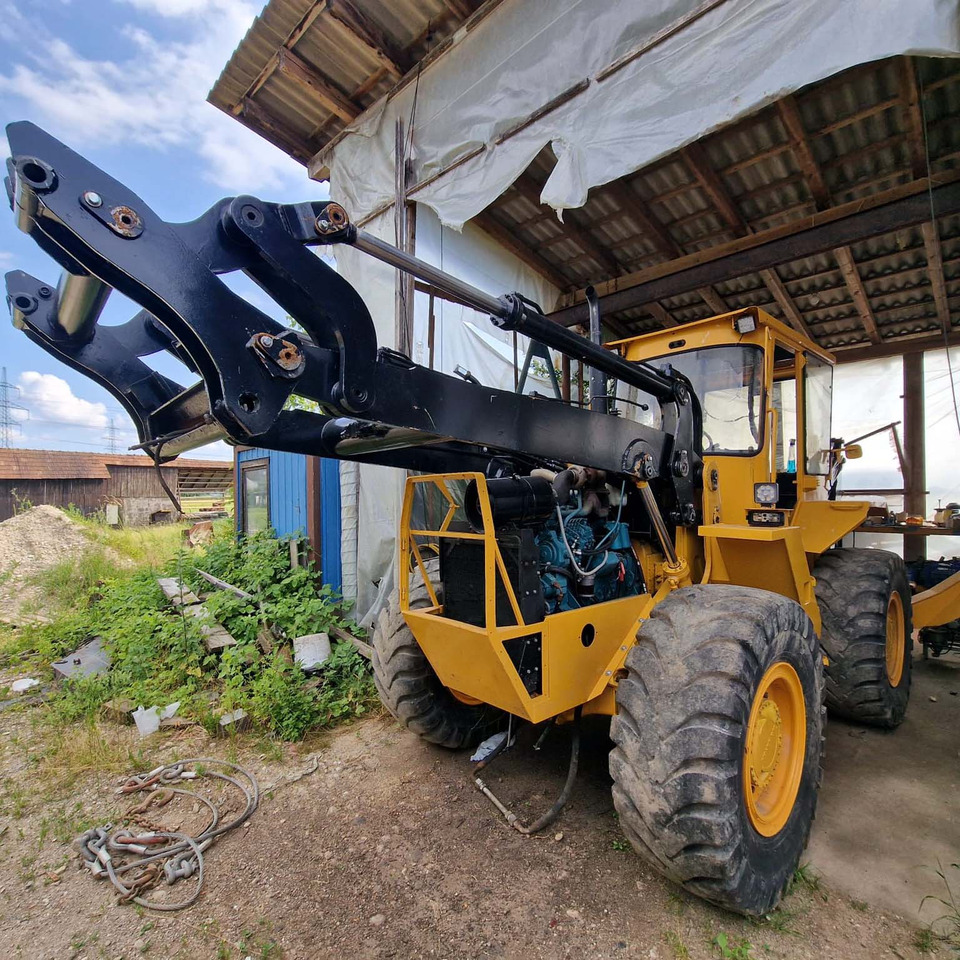 Volvo BM6300 - Backhoe loader: gambar 1 Volvo BM6300 - Backhoe loader: gambar 1