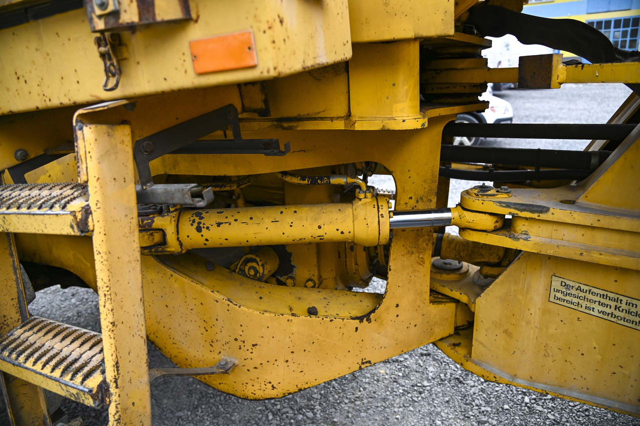 Wheel loader Volvo L150: gambar 23