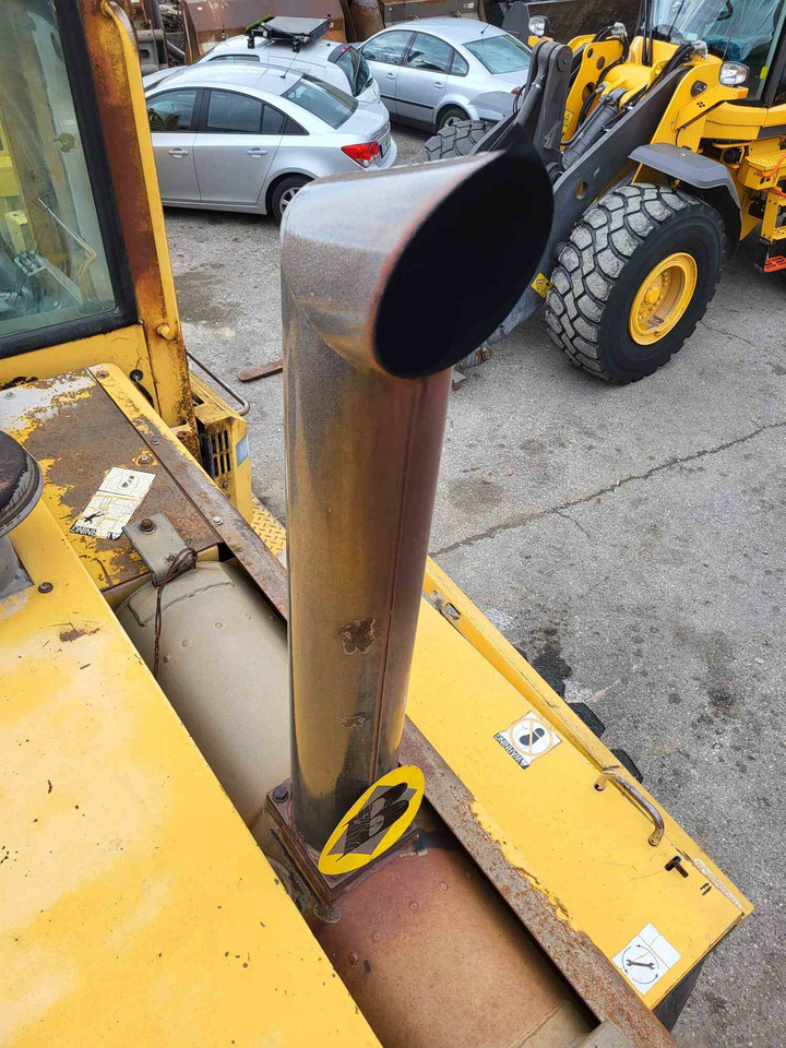 Volvo exhaust pipe - Pipa knalpot untuk Loader konstruksi: gambar 2 Volvo exhaust pipe - Pipa knalpot untuk Loader konstruksi: gambar 2
