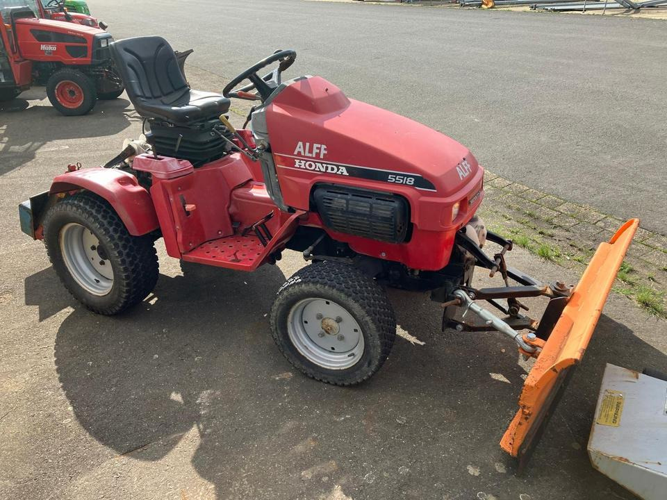 Kommunaltraktor Honda H5518 Schneeschild Winterdienst - Traktor kota: gambar 1 Kommunaltraktor Honda H5518 Schneeschild Winterdienst - Traktor kota: gambar 1