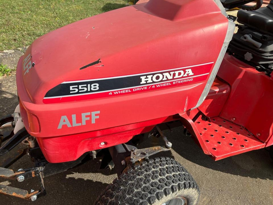 Kommunaltraktor Honda H5518 Schneeschild Winterdienst - Traktor kota: gambar 5 Kommunaltraktor Honda H5518 Schneeschild Winterdienst - Traktor kota: gambar 5
