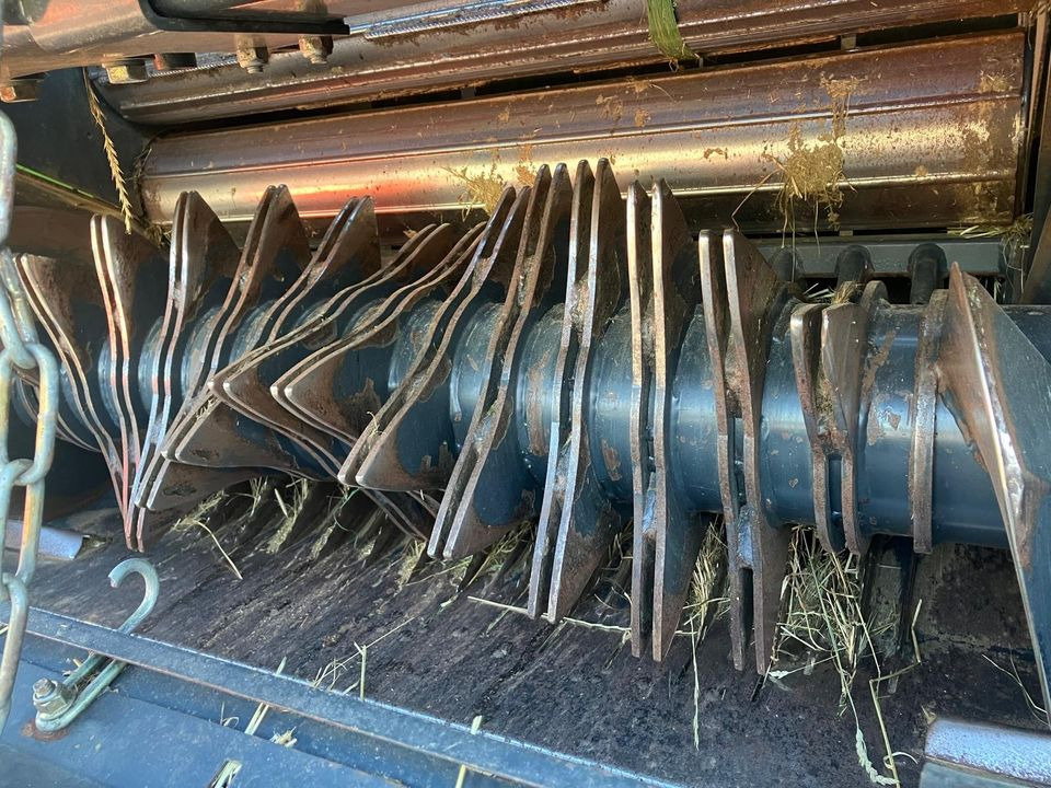 Rundballenpresse Deutz-Fahr Varimaster 590 14OC - Baler bulat: gambar 5 Rundballenpresse Deutz-Fahr Varimaster 590 14OC - Baler bulat: gambar 5