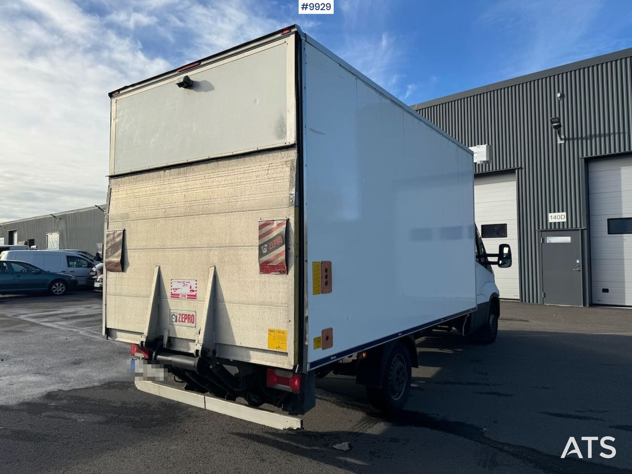 Box Truck Iveco Daily with Tail Lift - Van box: gambar 4 Box Truck Iveco Daily with Tail Lift - Van box: gambar 4